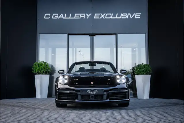 Porsche 992 view 2