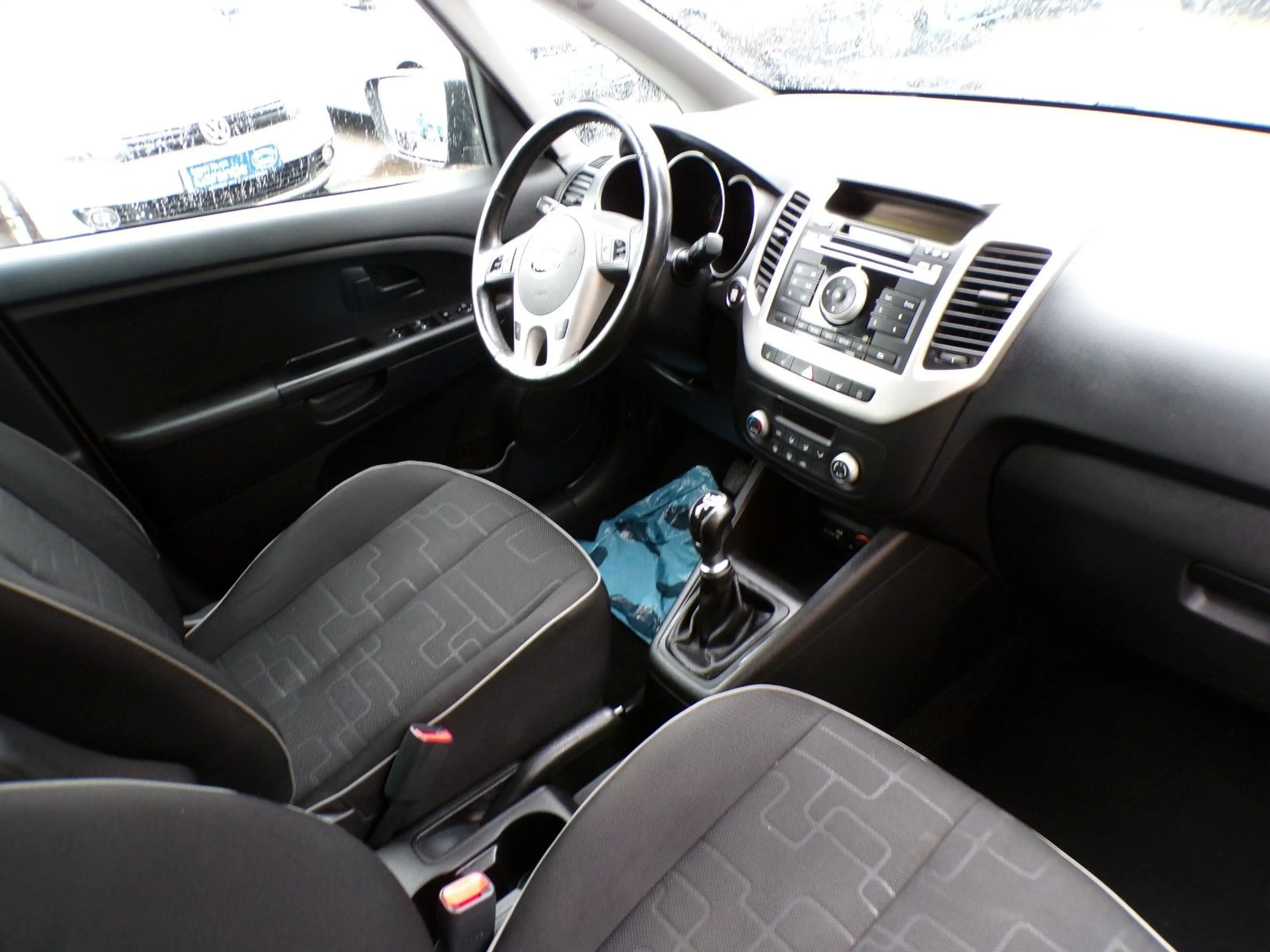 Kia Venga 1.4 CVVT, 1-HAND — photo 12