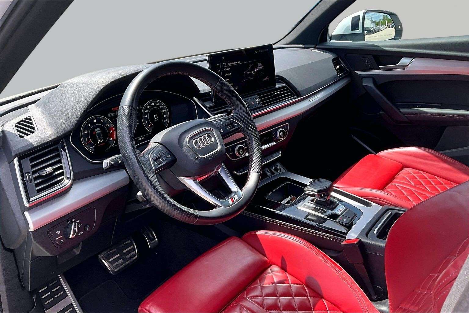 2022 Audi SQ5 quattro | AWD | Apple | Android | LOADED! | 3,000 cc 6 cyl alt 2