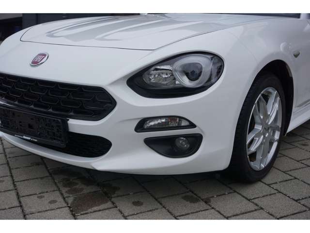 Fiat 124 Spider 1.4 MultiAir Turbo Lusso Navi Kamera Bose SHZ DAB