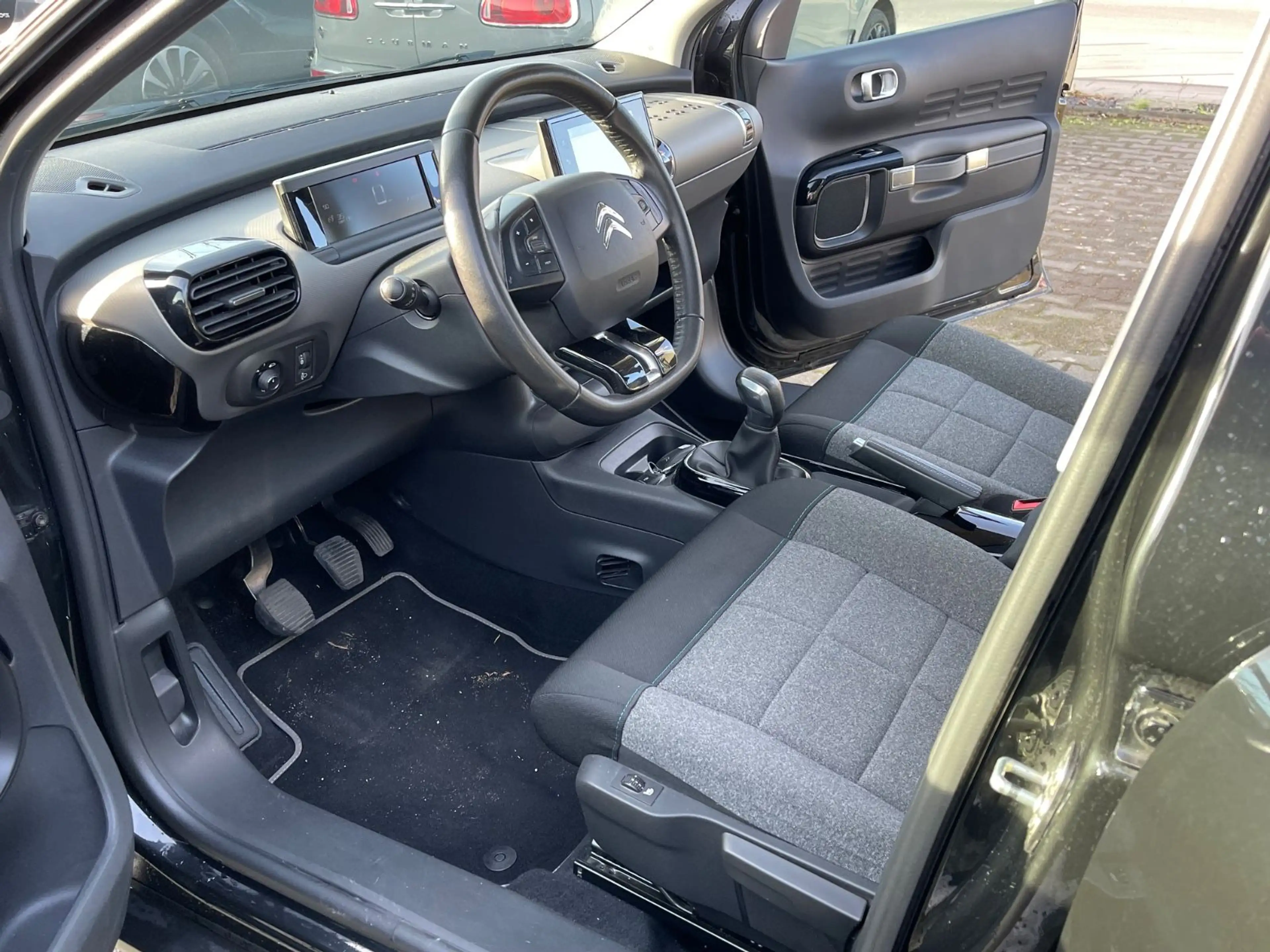 Citroen C4 Cactus Shine — photo 10