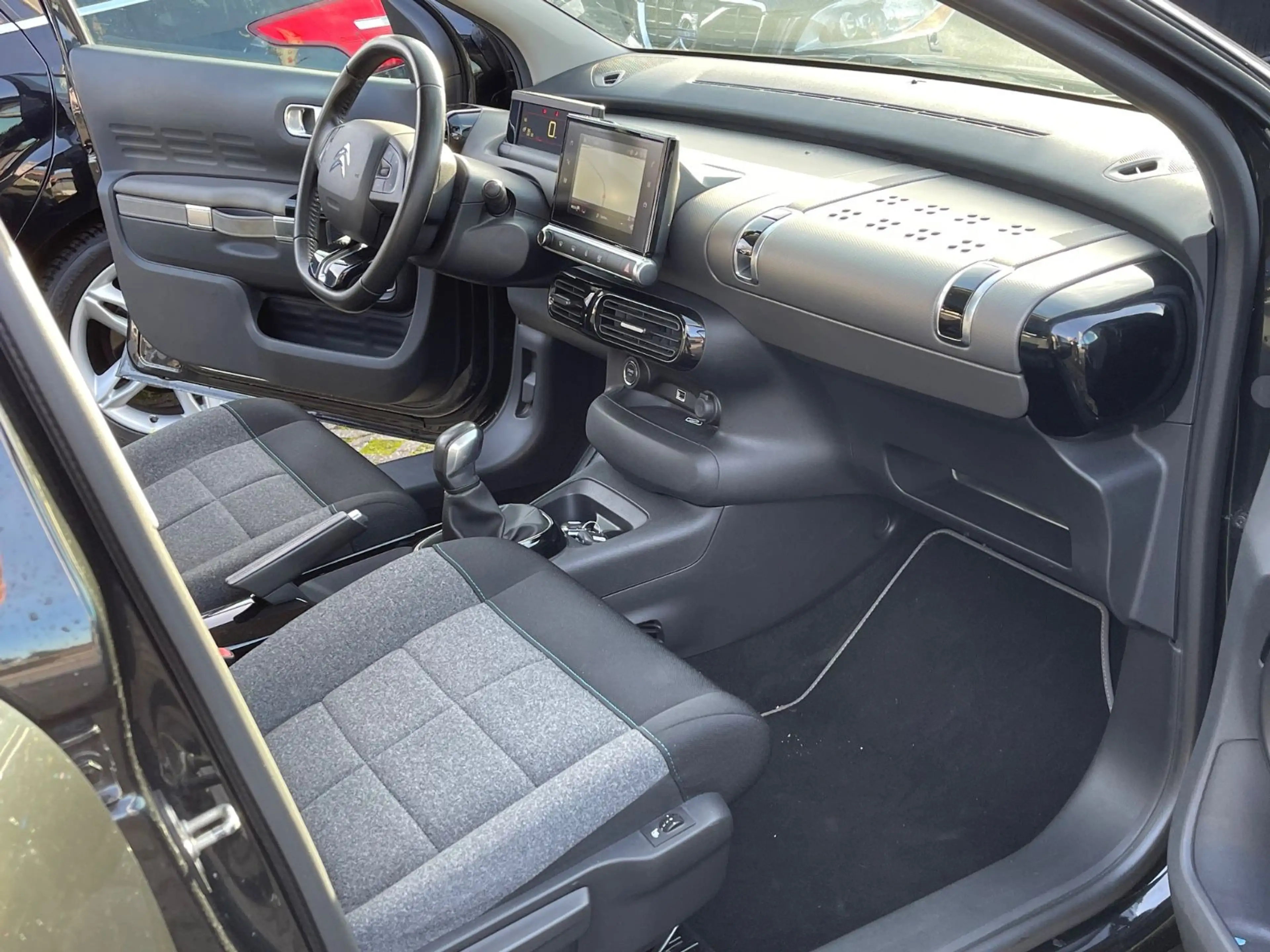 Citroen C4 Cactus Shine — photo 11