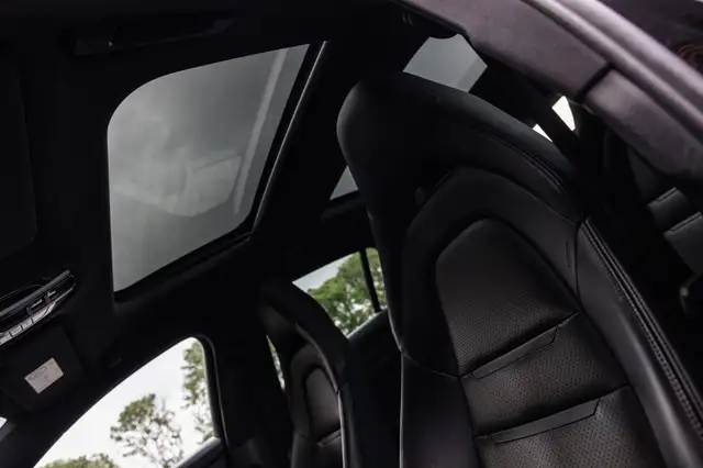 Porsche Panamera view 5