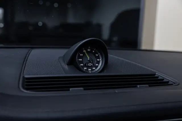 Porsche Panamera view 18