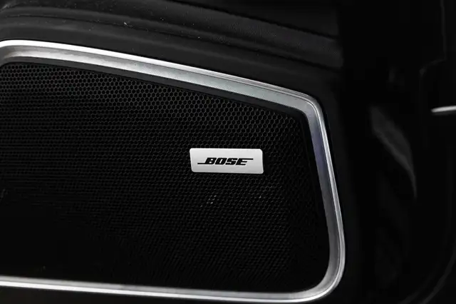 Porsche Panamera view 20