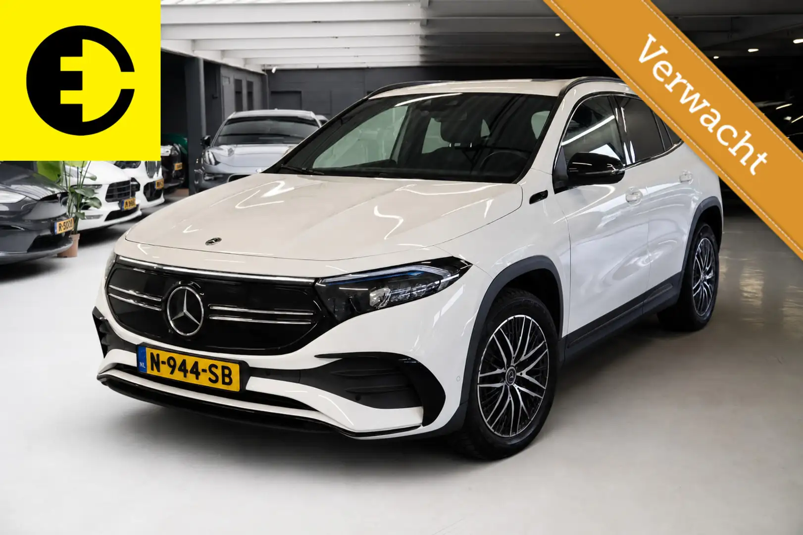 MERCEDES-BENZ Eqa