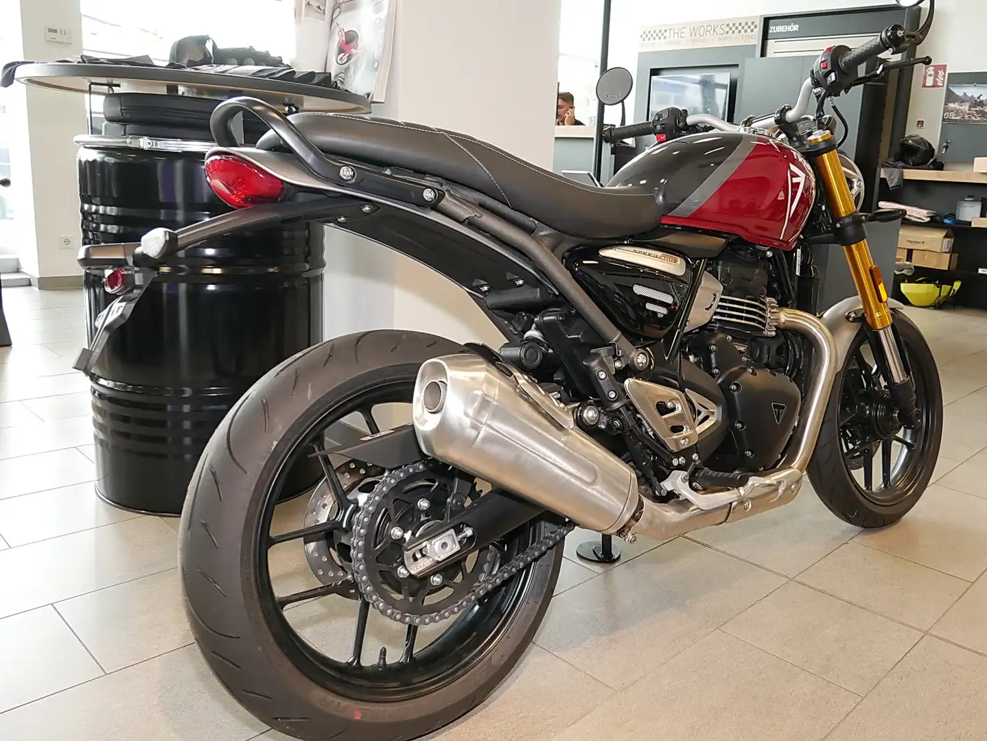 Triumph sofort verfügbar Rood - 2