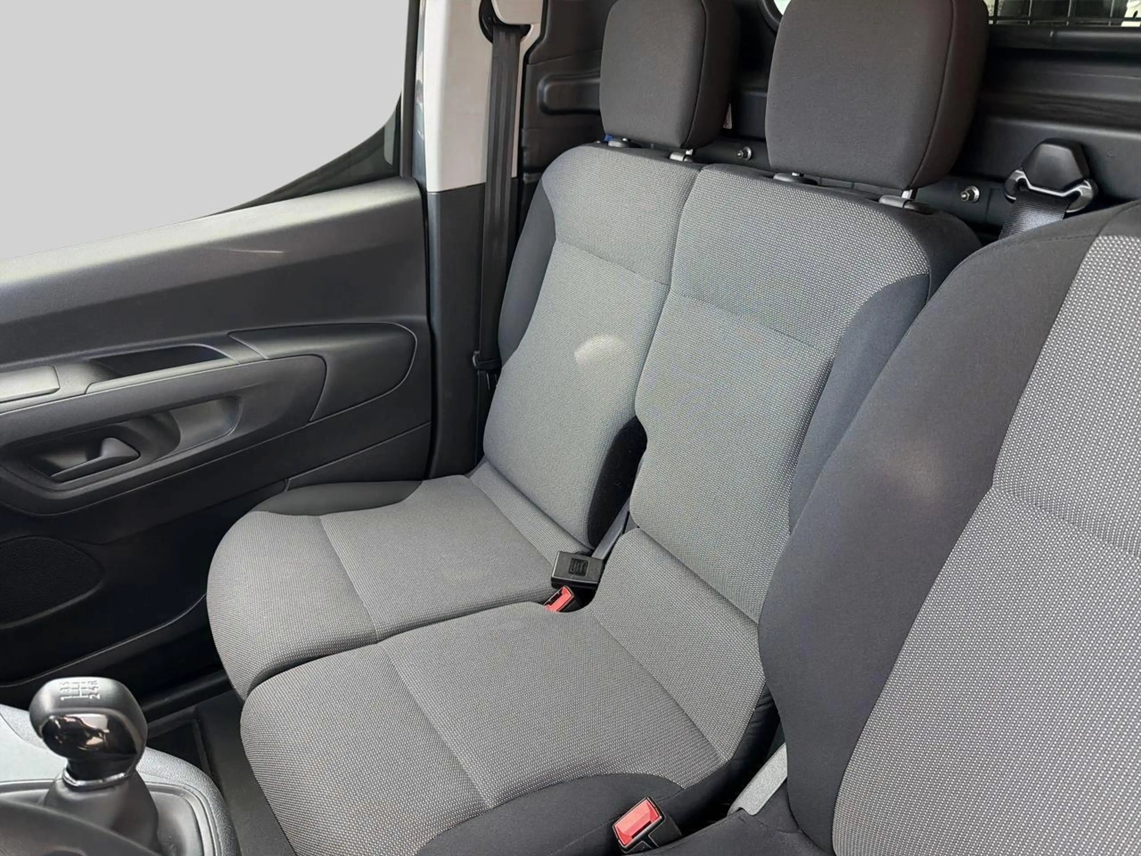 Peugeot Partner 1.6 BluHDi 120 L1H1 73kW S/S MSQ Premium — photo 14
