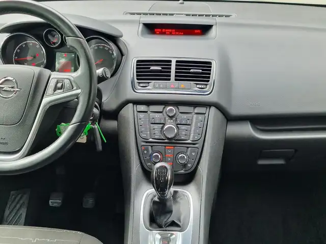 Opel Meriva view 12
