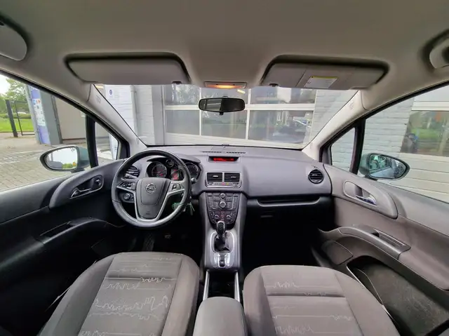 Opel Meriva view 3