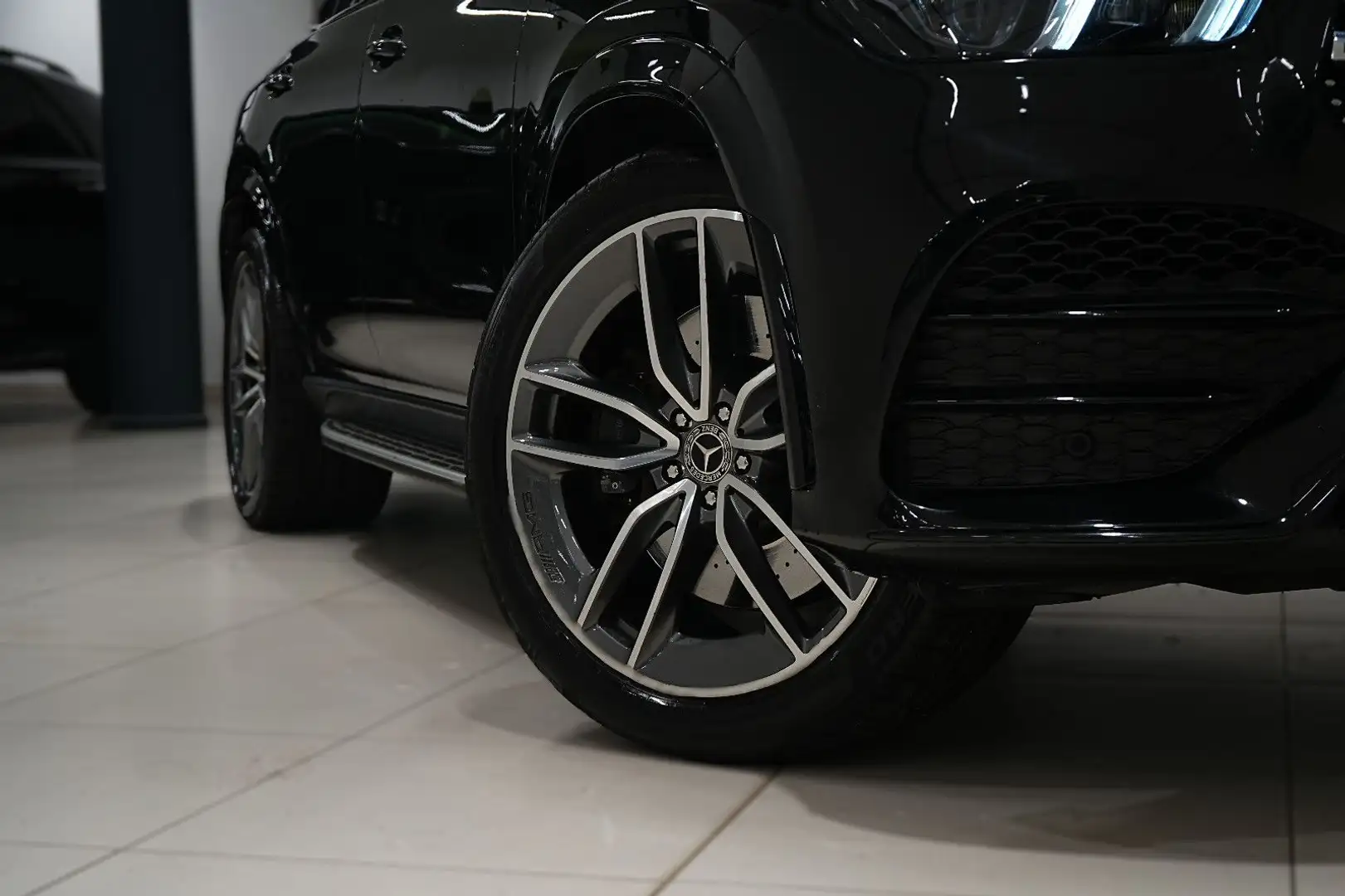 Mercedes-Benz GLE 400 d COUPE|AMG|HUD|LUFT|360|PANO|BURM|CARBON Schwarz - 2