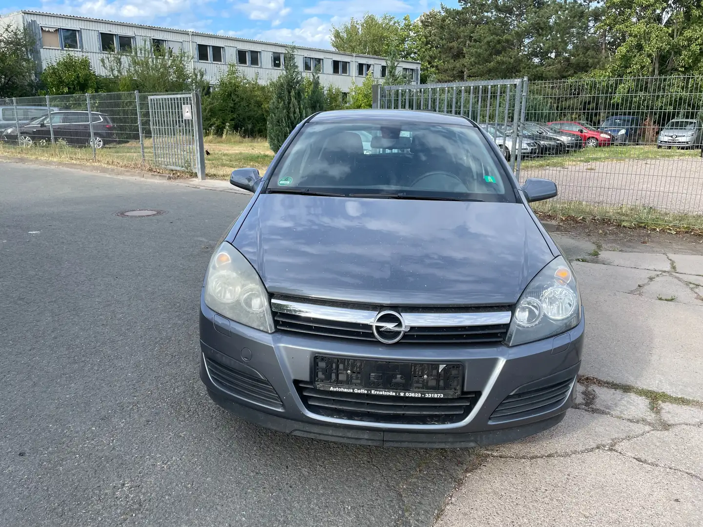 Opel Astra Edition 1,4 EURO 4 KLIMA 5-TÜR Grau - 2