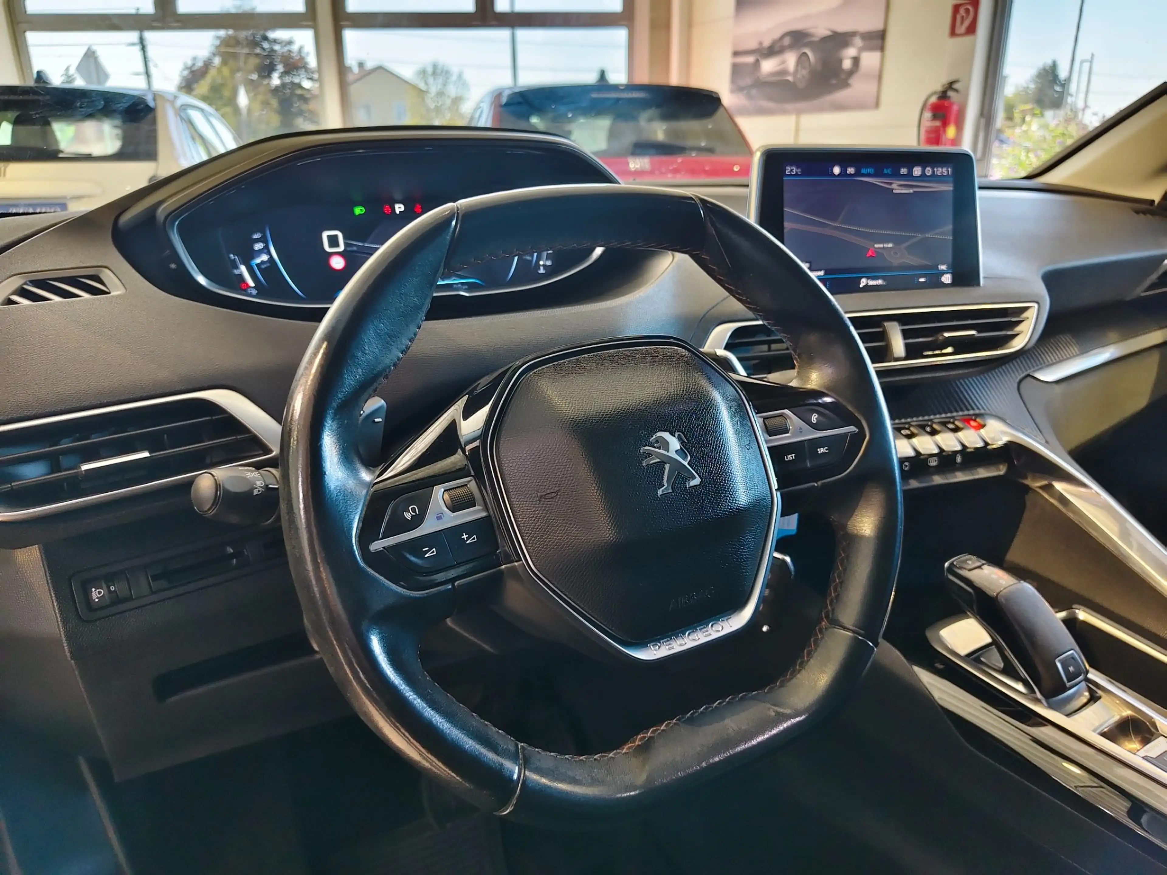 Peugeot 3008 1,6 BlueHDi 120 S&S EAT6 Active — photo 5