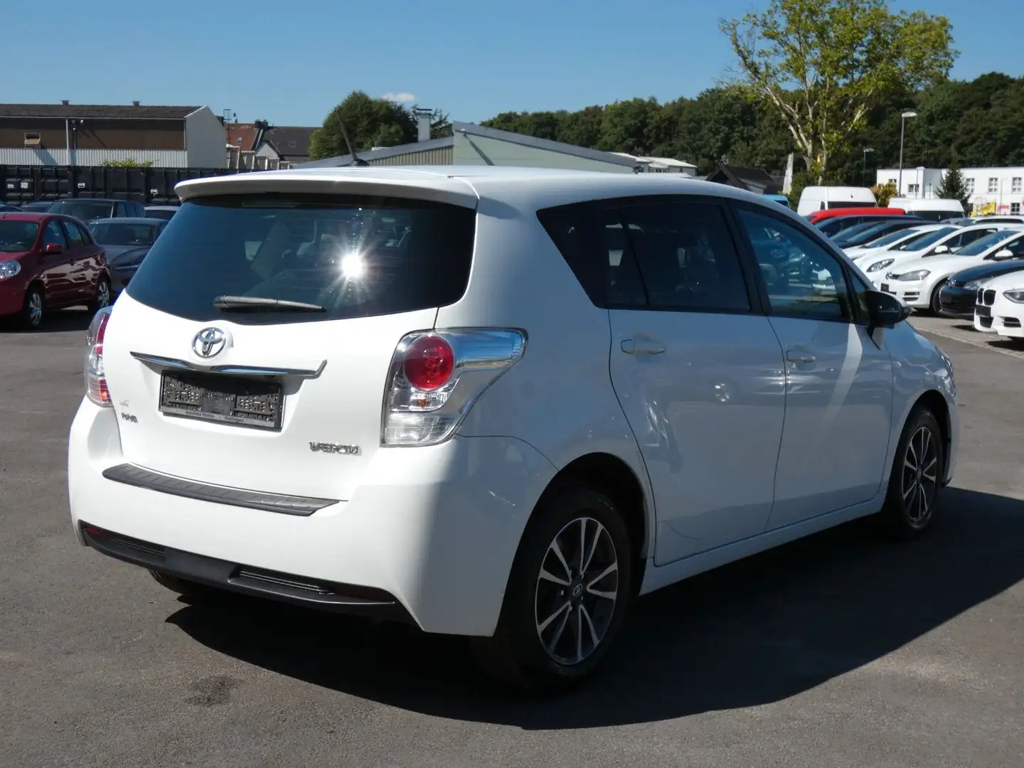 Toyota Verso *Klima*Shz*Navi*Kamera*Tempomat* Blanc - 2