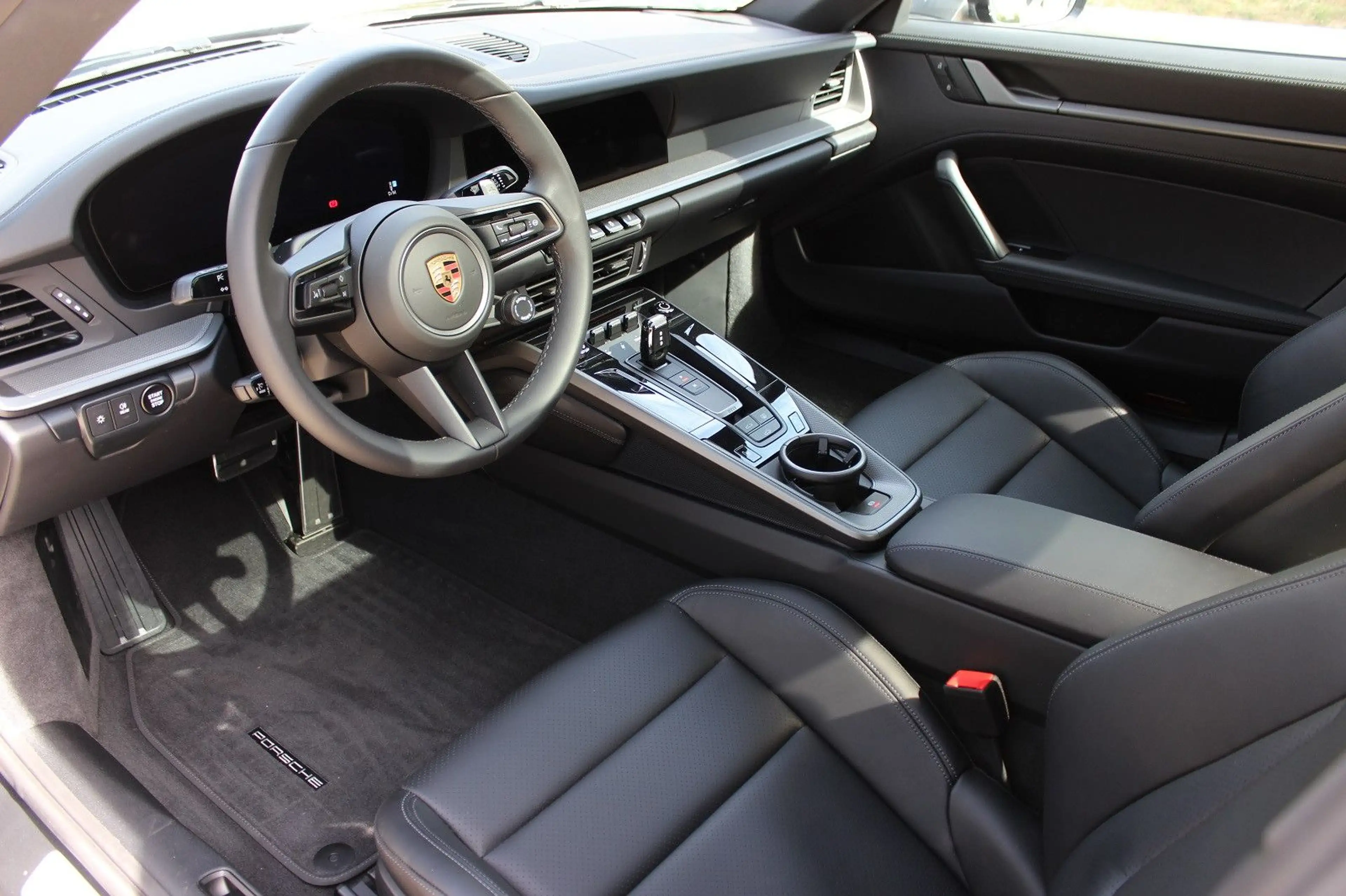 Porsche 992 .2 Carrera 4S PDK | Exclusive | SAGA | 1.Hand — photo 12