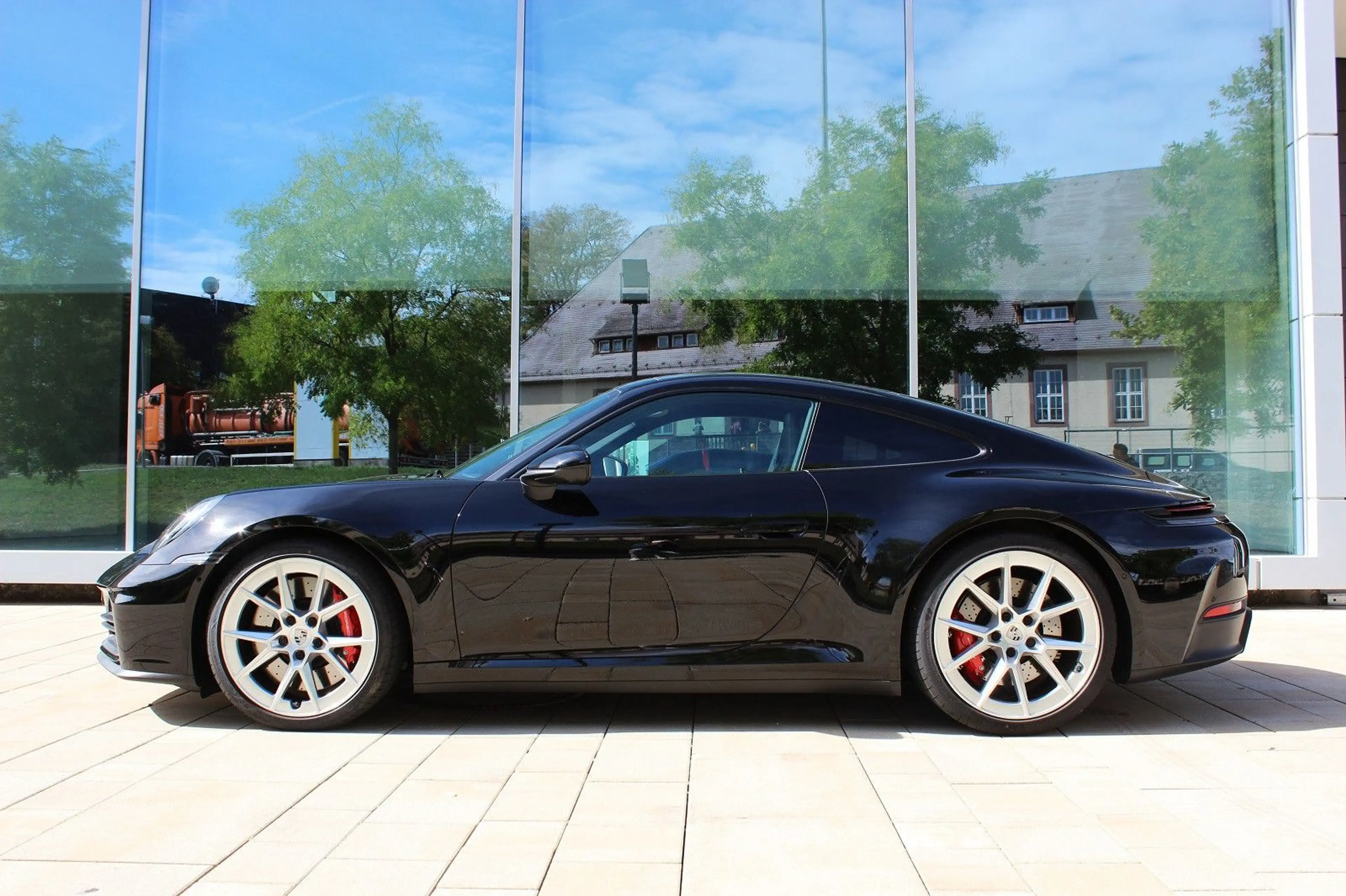 Porsche 992 .2 Carrera 4S PDK | Exclusive | SAGA | 1.Hand — photo 5