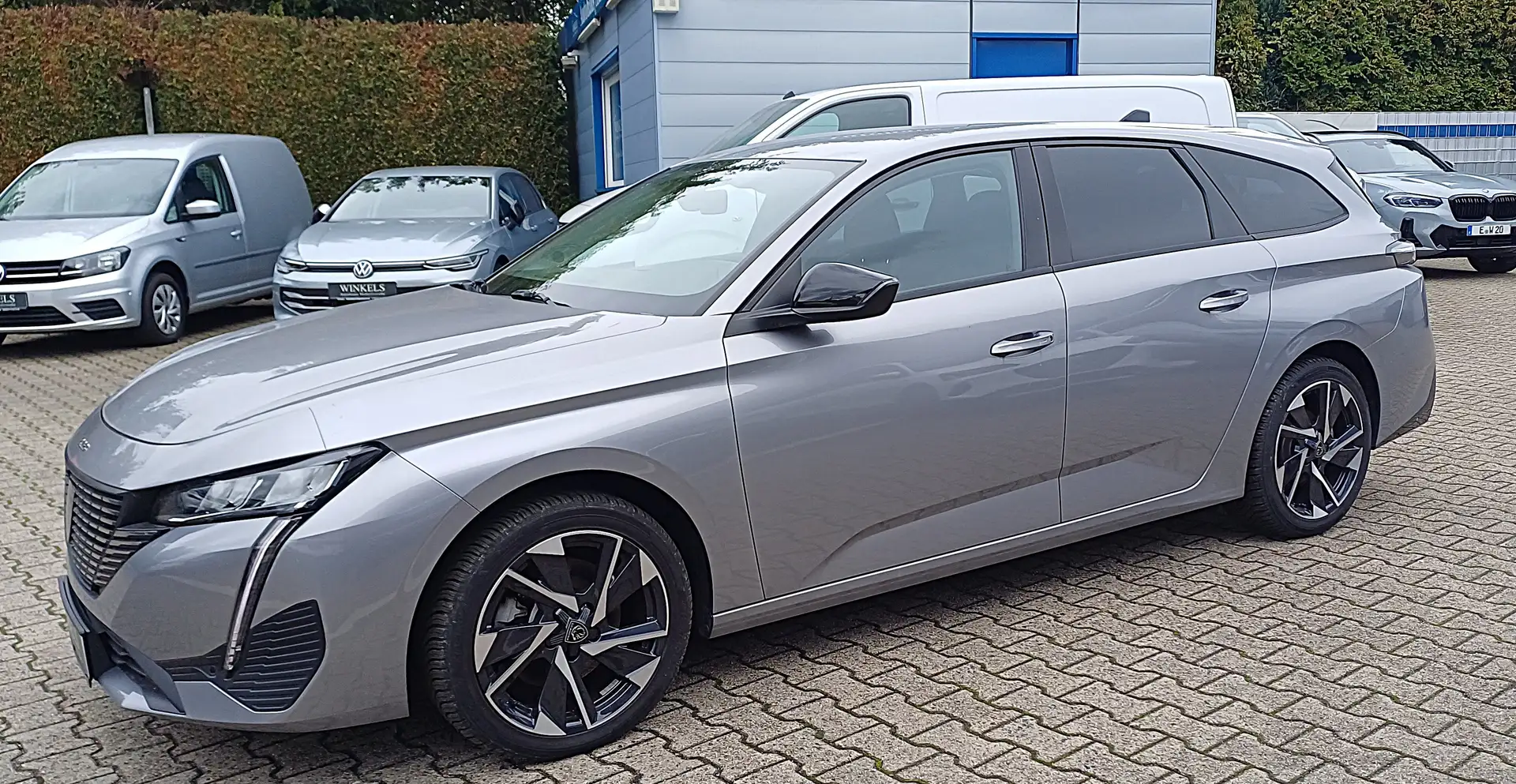 Peugeot 308 308 Allure EAT8-Klimaaut-Navi-Leder-Kamera-PDC-17" Grau - 1