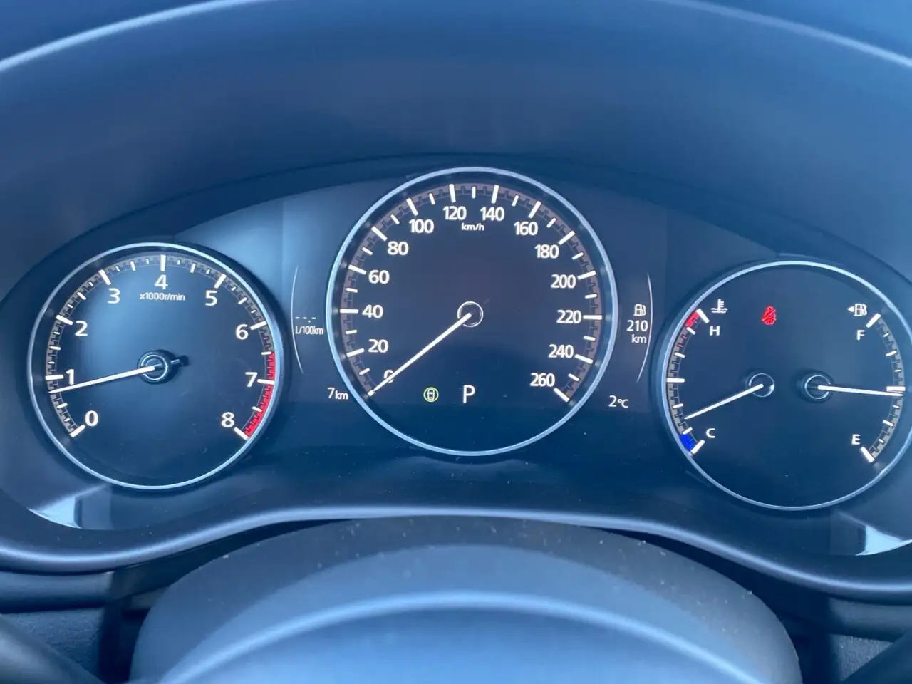Mazda 3 снимка Mazda 3