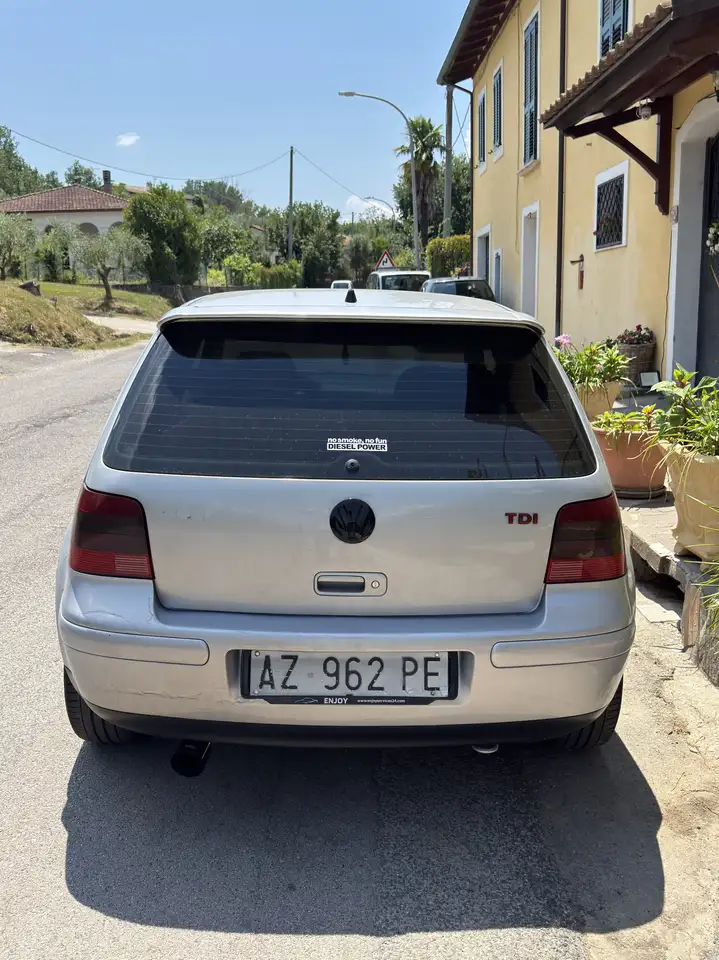 Volkswagen Golf 3p 1.9 tdi Highline 110cv, foto 4