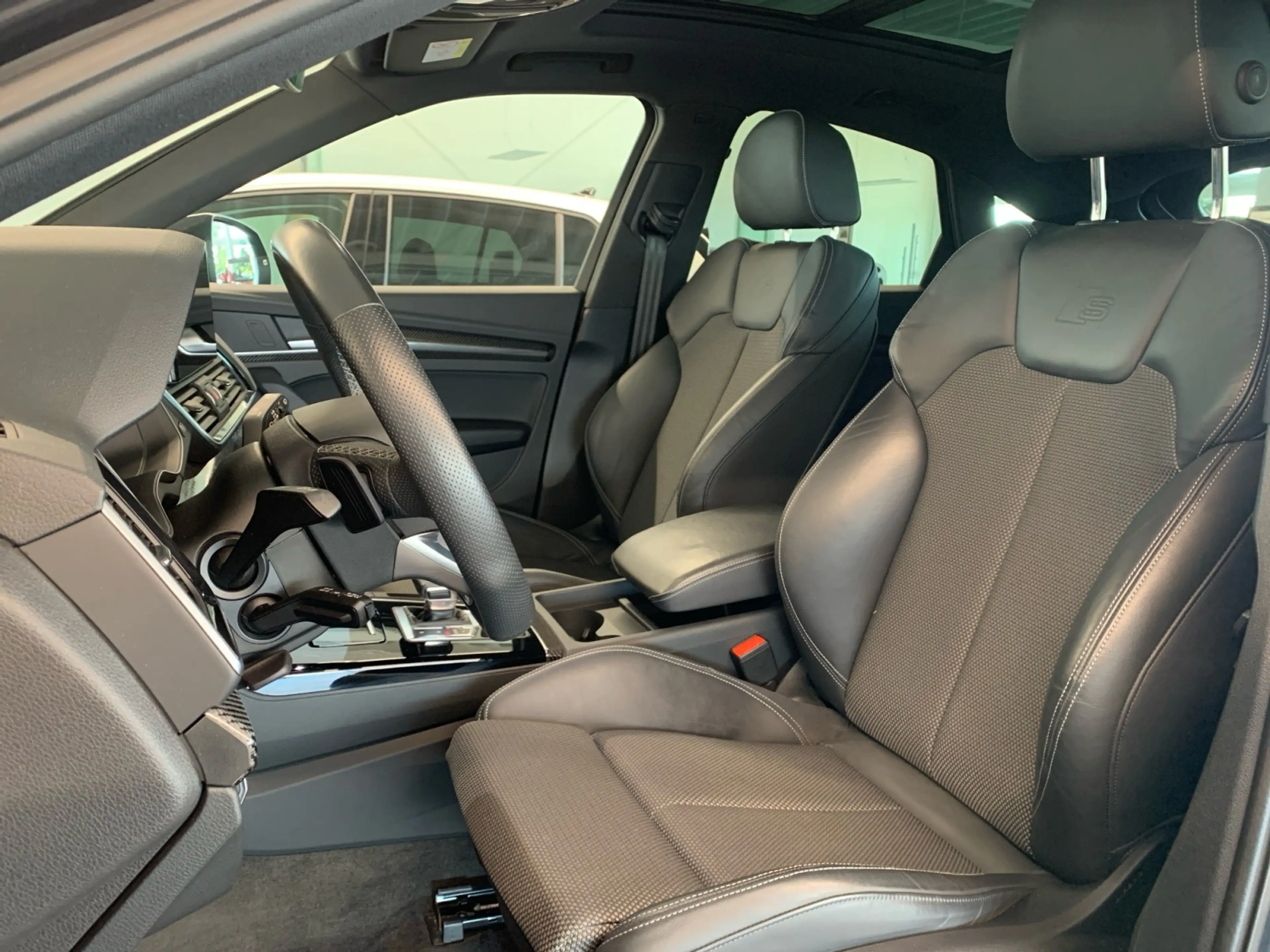 Audi Q5 Sportback 55 TFSIe S line PANO AIR MATRIX — photo 9