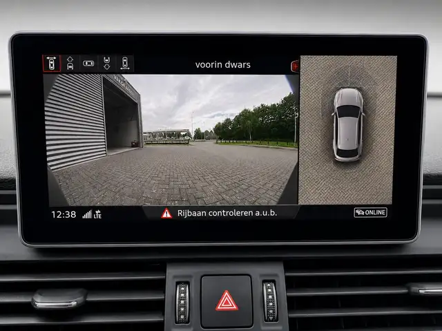 Audi Q5 view 12