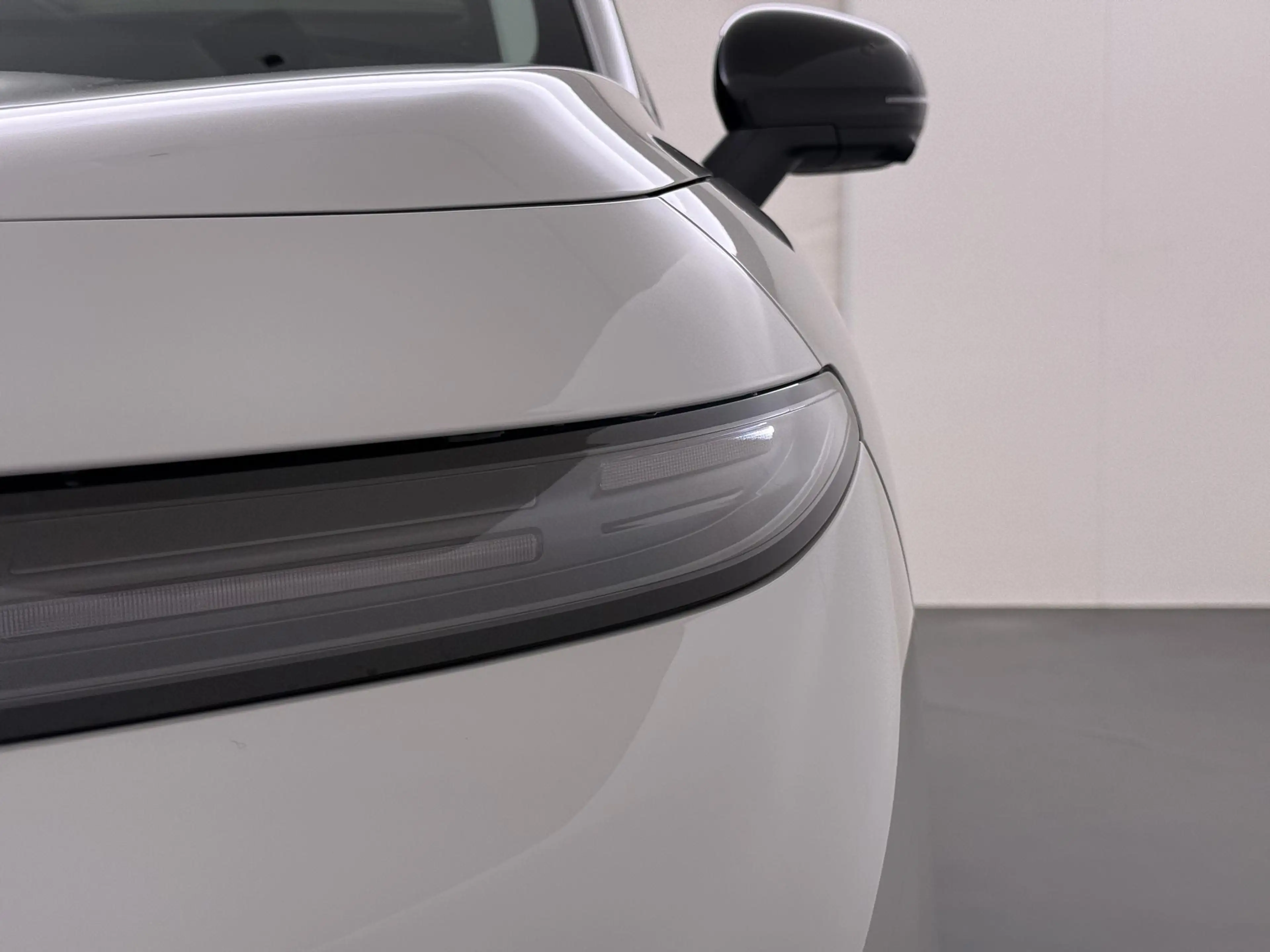 Leapmotor B10 Design Hybrid EV 18.8 kWh — photo 11