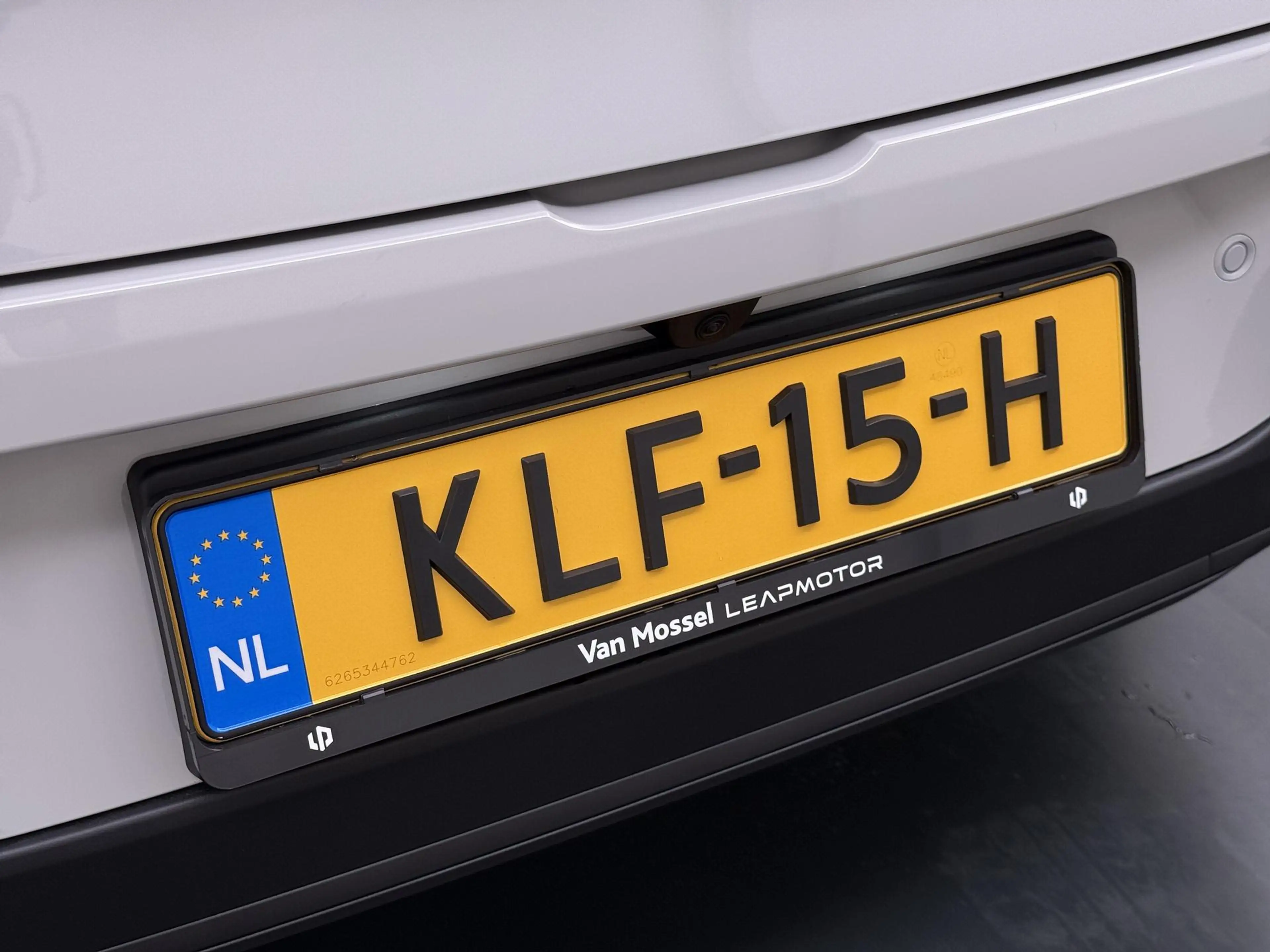 Leapmotor B10 Design Hybrid EV 18.8 kWh — photo 4