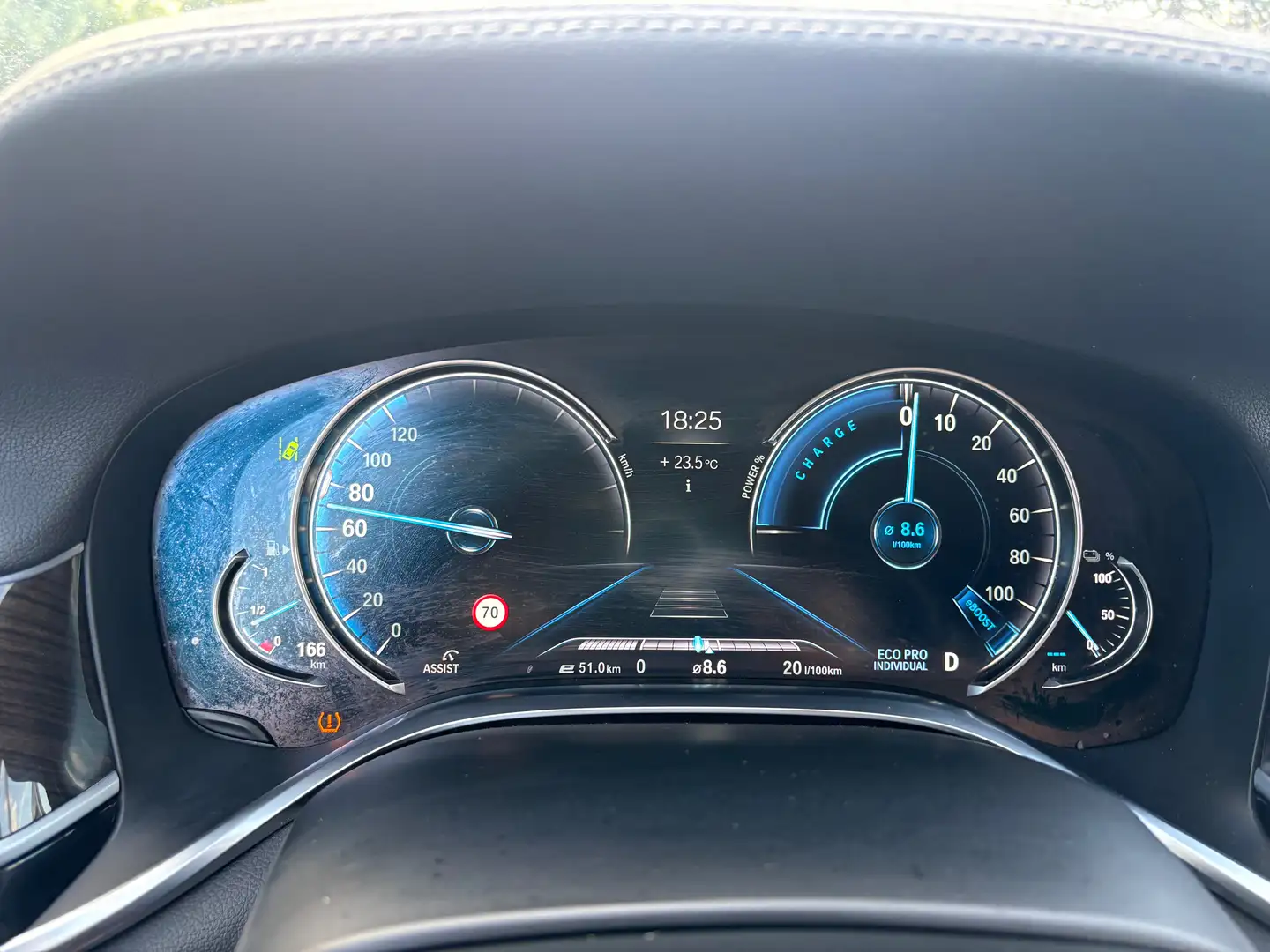 BMW 740 740Le iPerformance Stříbrná - 2