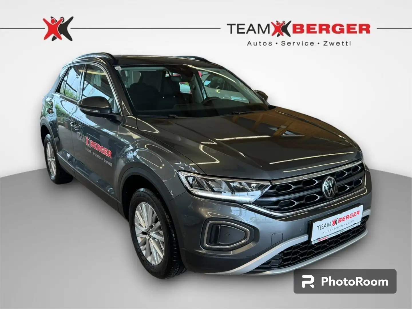 Volkswagen T-Roc Life TSI Grau - 2