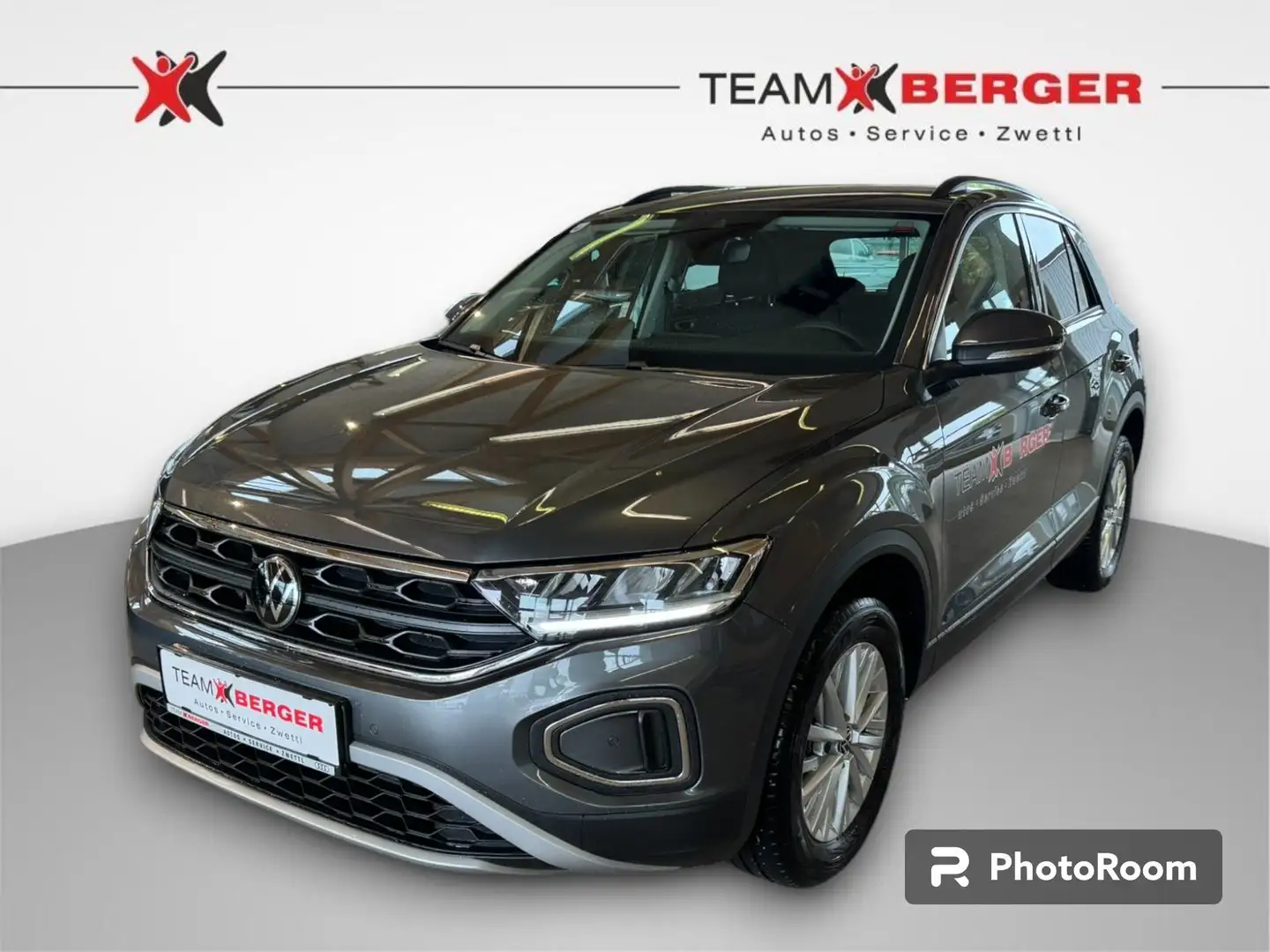 Volkswagen T-Roc Life TSI Grau - 1