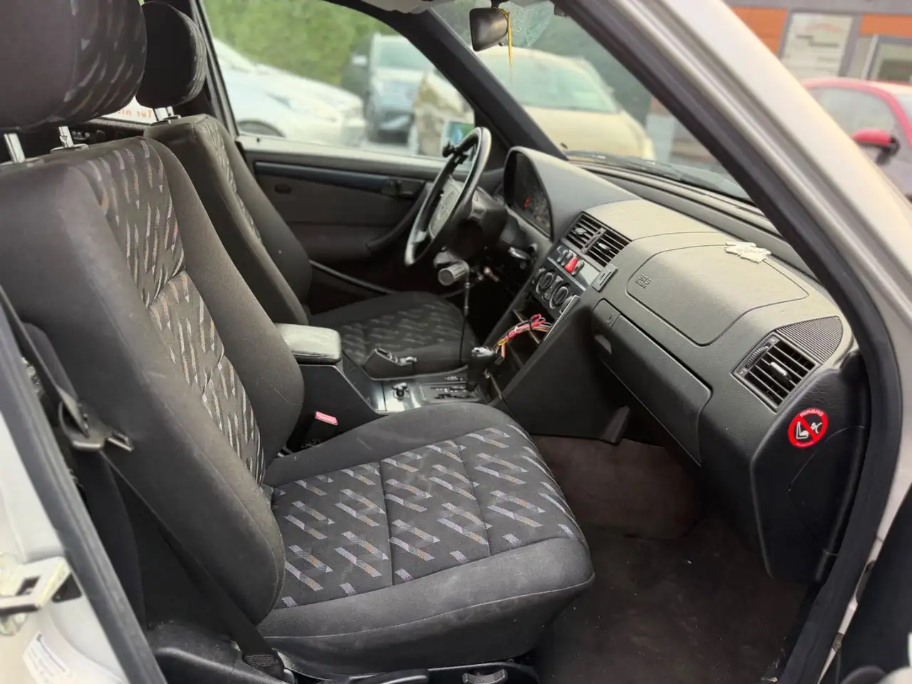 Mercedes-Benz C 180 *BEHINDERTENGERECHTER SONDERUMBAU*, foto 10