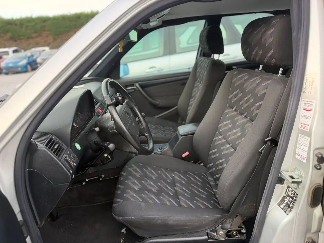 Mercedes-Benz C 180 *BEHINDERTENGERECHTER SONDERUMBAU*, foto 9