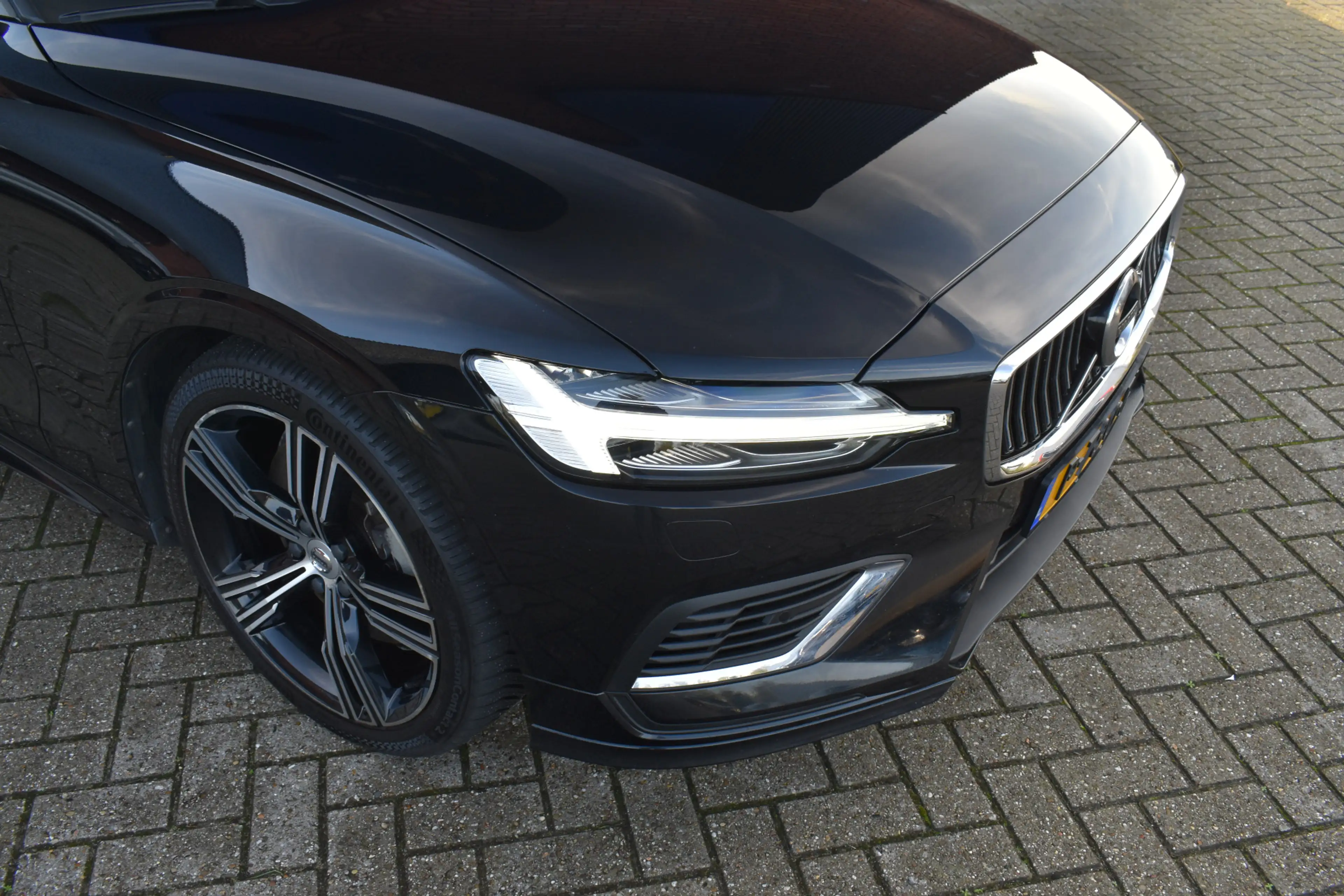 Volvo V60 T8 455PK Recharge AWD Inscription | Trekhaak | Lig — photo 2