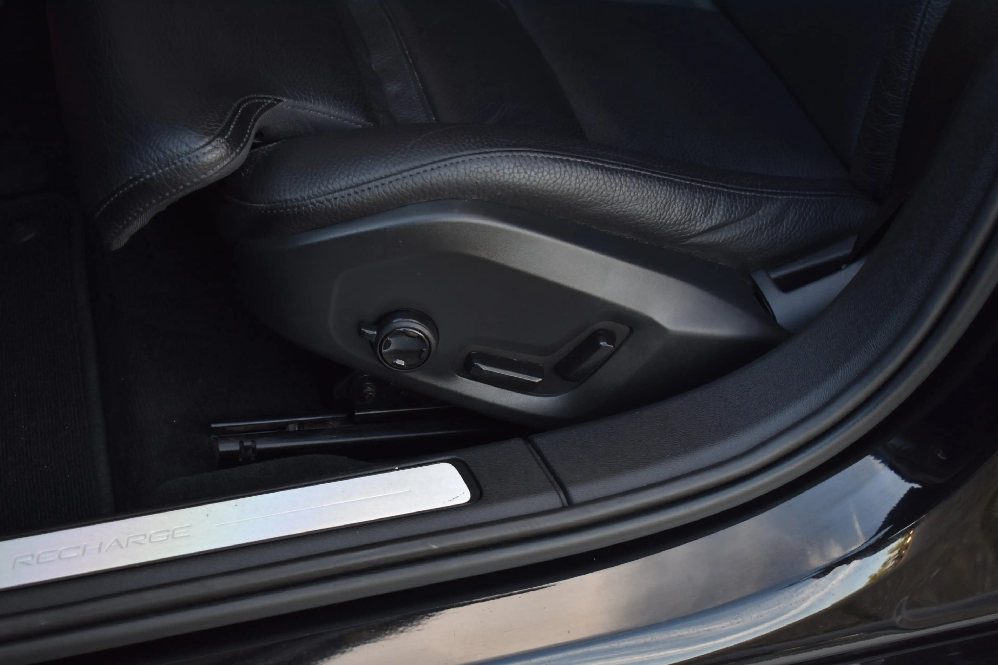 Volvo V60 T8 455PK Recharge AWD Inscription | Trekhaak | Lig — photo 15