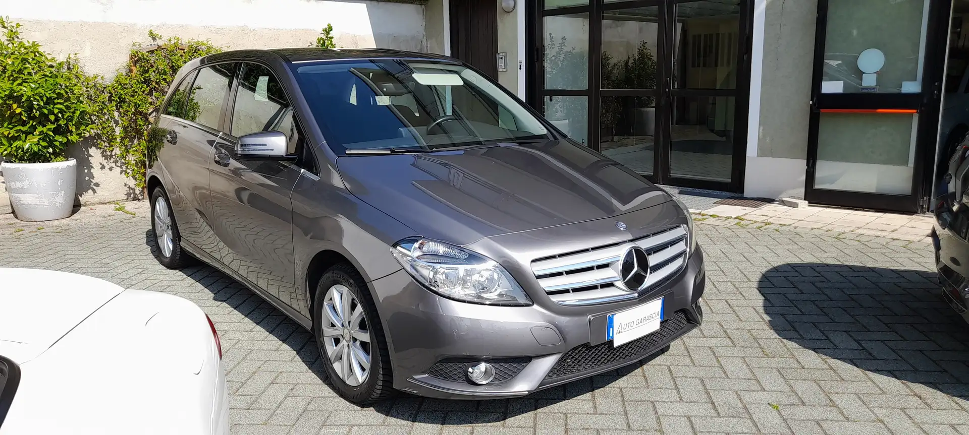 Mercedes-Benz B 180 B 180 cdi  Executive Gris - 1