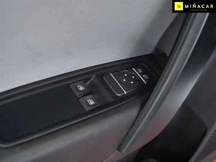 Renault Kangoo 2022, foto 16
