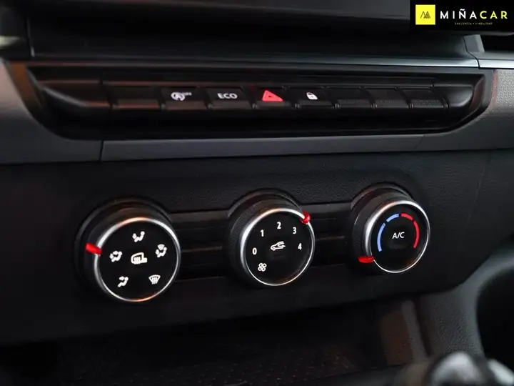 Renault Kangoo 2022, foto 13