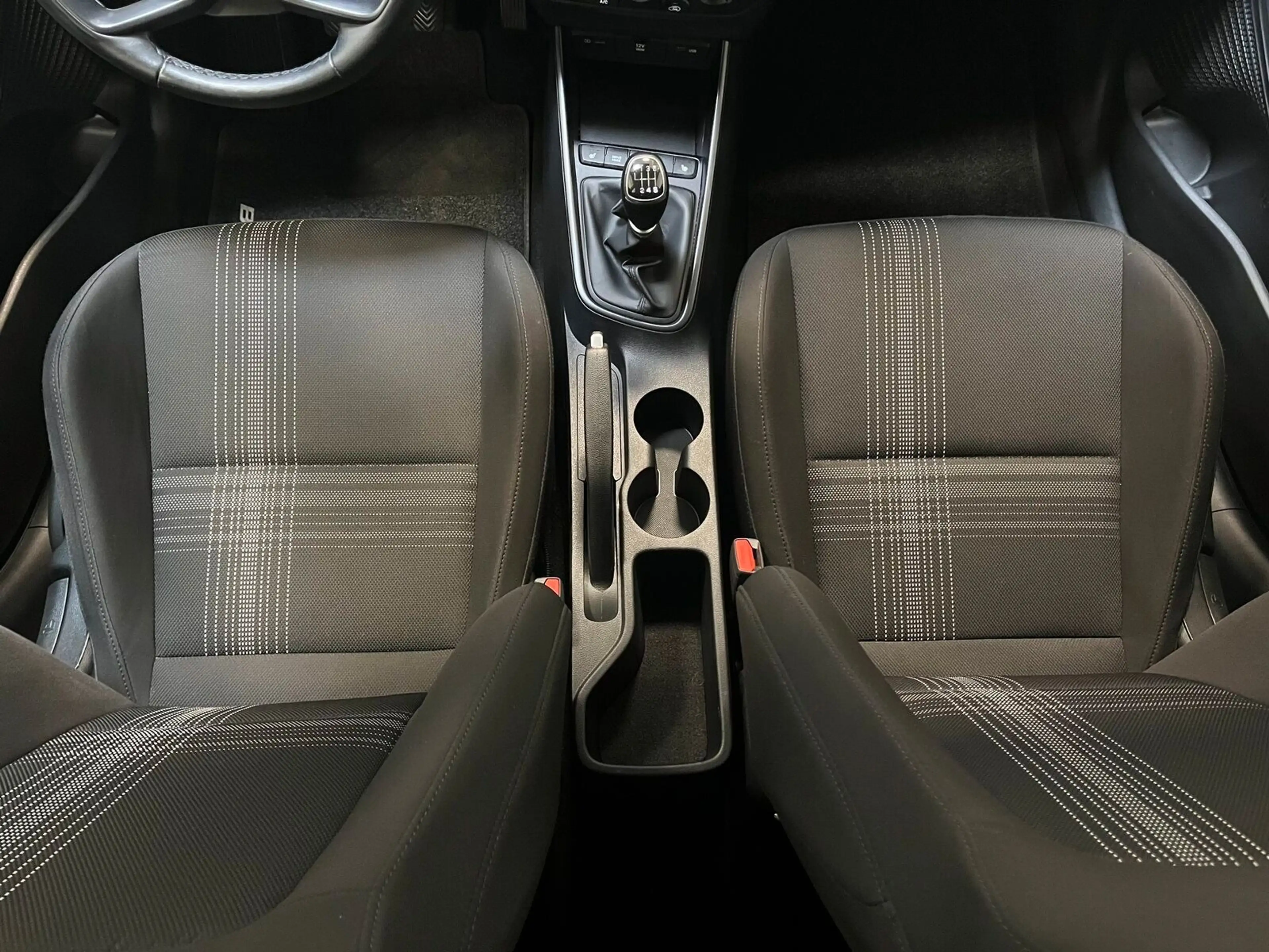 Hyundai BAYON Bayon PDC|Sitzhzg.|Klima — photo 13