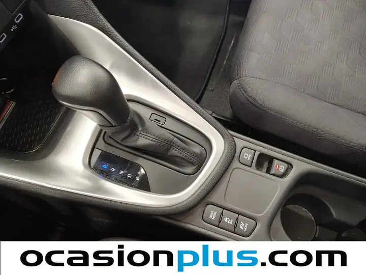 Toyota Yaris 1.5 Active Plus 2026, foto 5