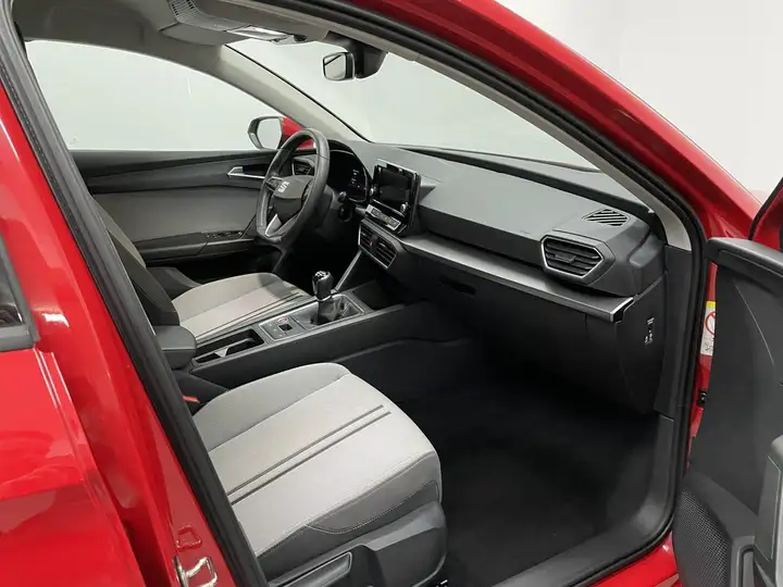 SEAT León 2022, foto 5
