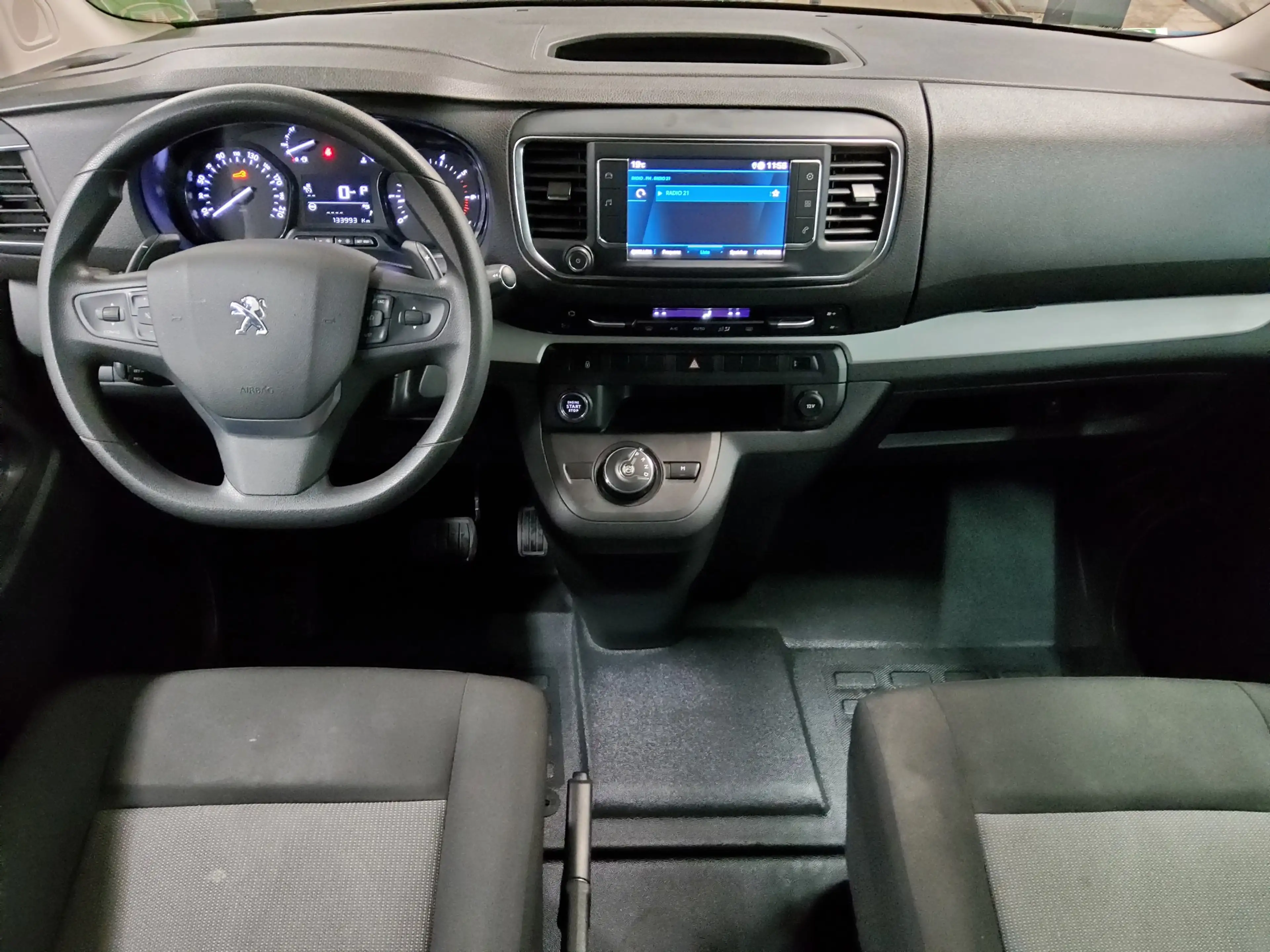 Peugeot Traveller 2.0 BlueHDi Business-Line 8-Sitze AHK — photo 5