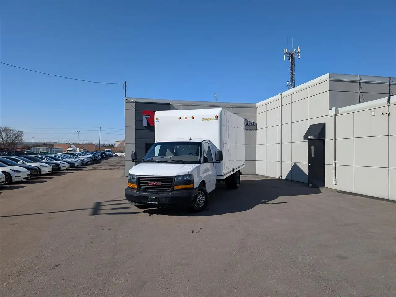2023 GMC Savana 3500