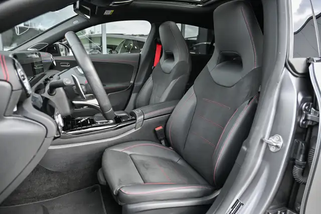 Mercedes-Benz Cla view 12