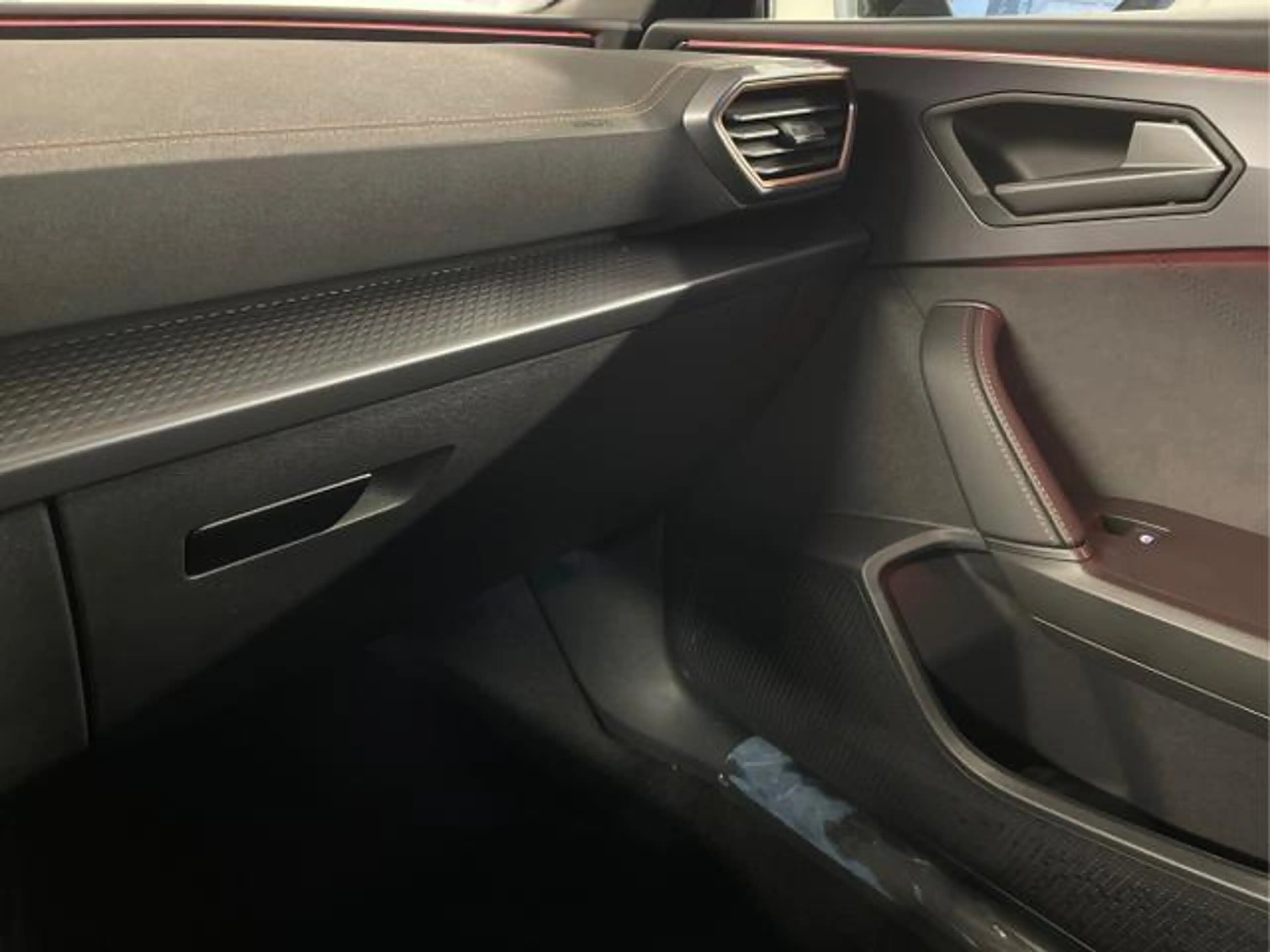 CUPRA Leon VZ 333PS DSG 4Drive Matrix+Navi+AHK+Alu19+Sitzheiz — photo 12