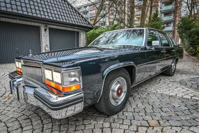 Cadillac Deville wie neu , 24 Tml , weltweit einmalig !