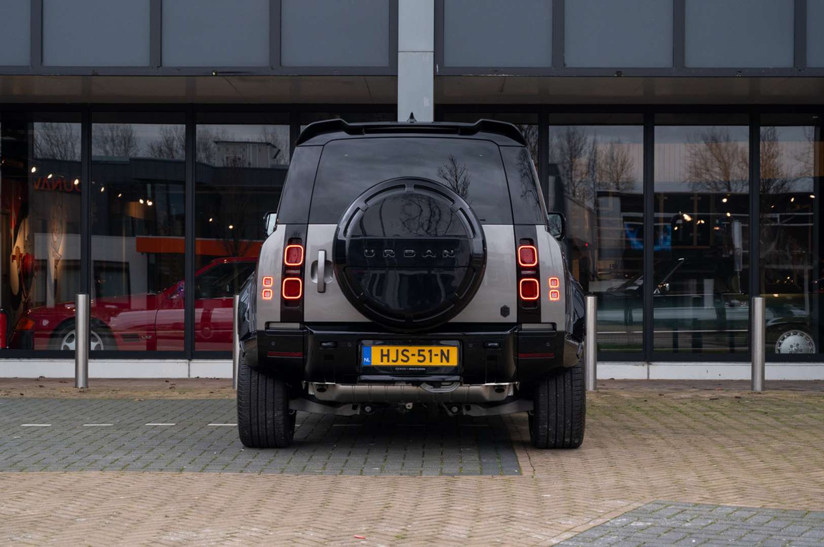 Land Rover Defender 110 P300e X-Dynamic HSE Urban Widetrack 6-Seats -  - Joinsteer - #2