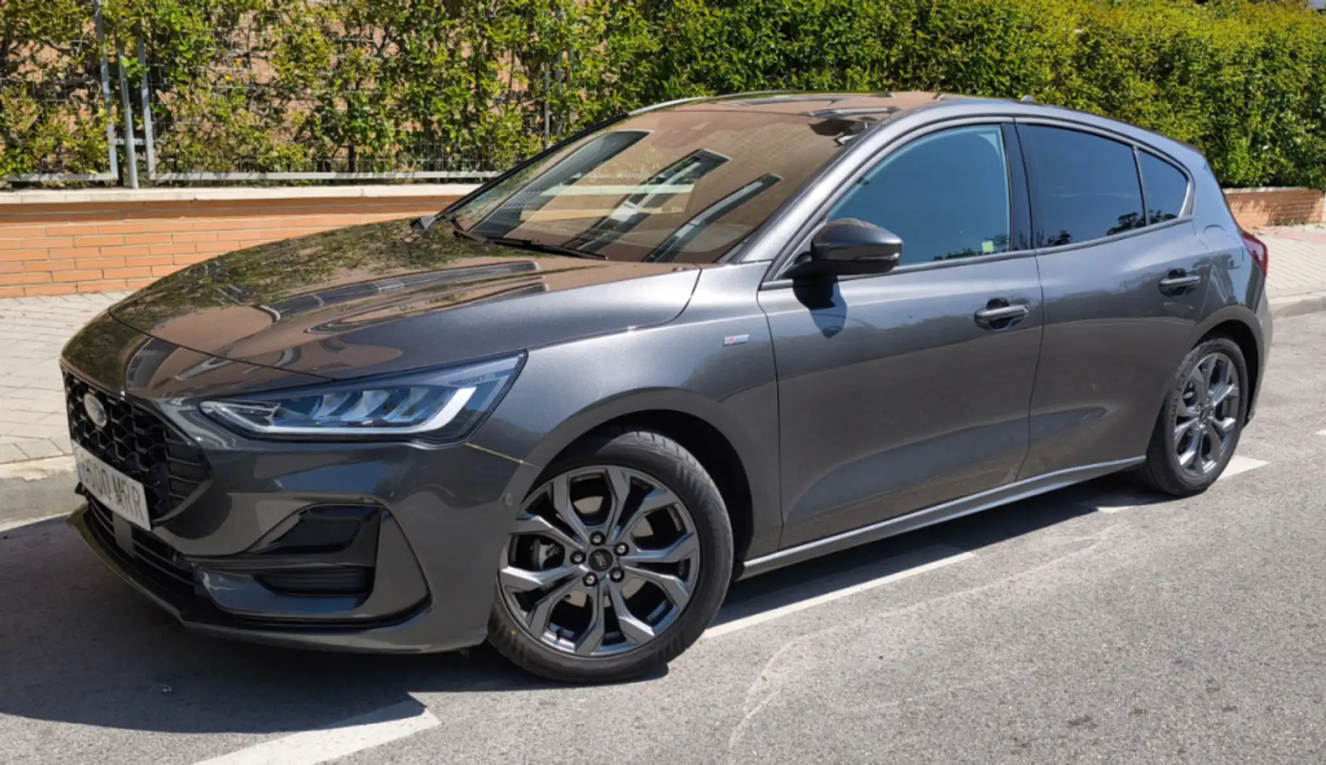 Ford Focus 1.0 Ecoboost MHEV ST-Line 155 Aut. Gris - 2