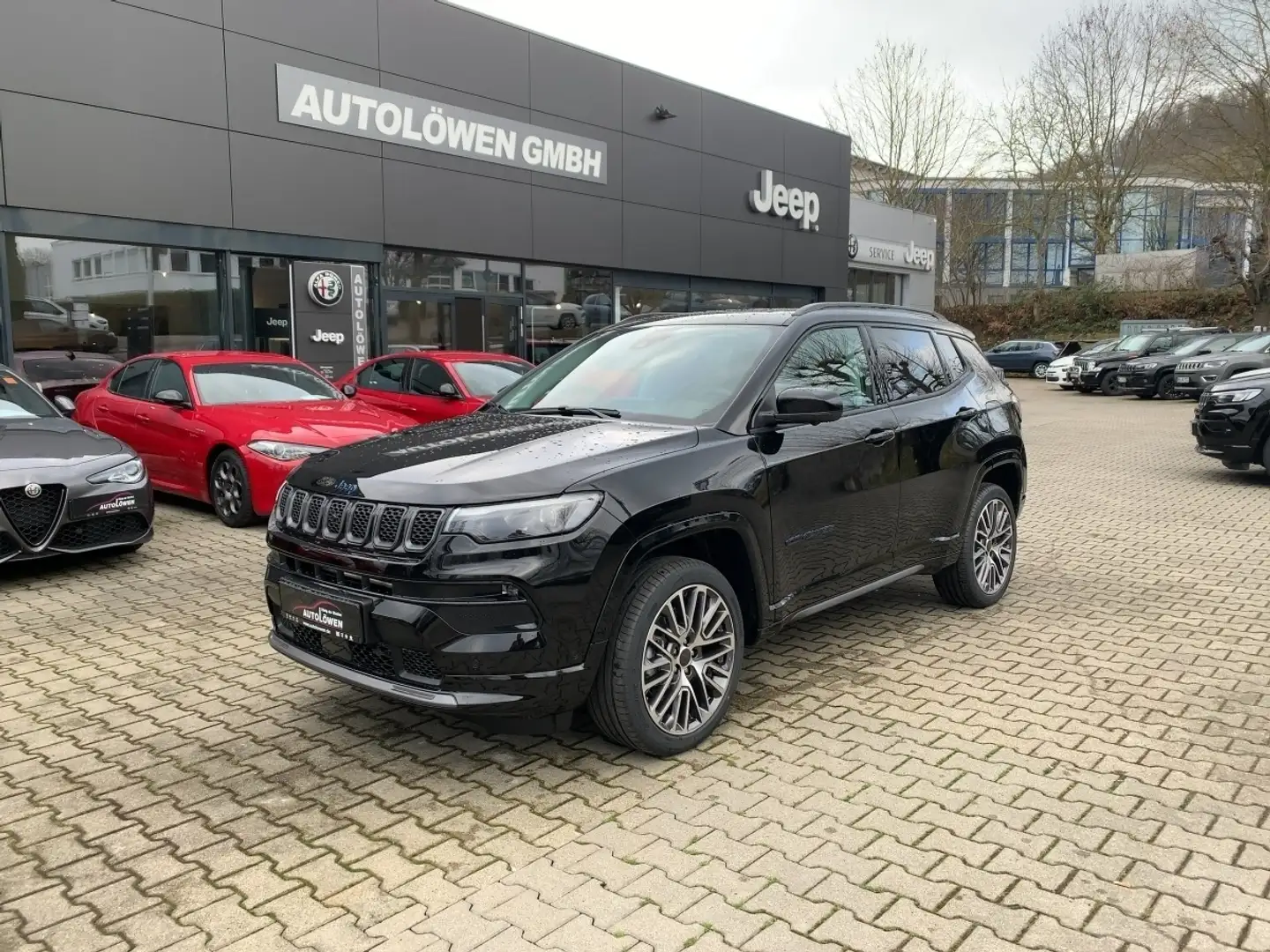 Jeep Compass 1.3 Plug-In Hybrid Summit Allrad Pano Navi Schwarz - 2
