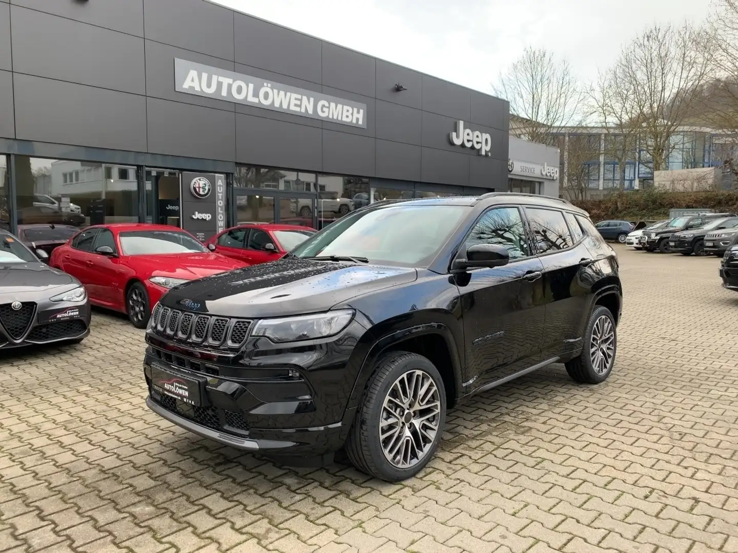 Jeep Compass 1.3 Plug-In Hybrid Summit Allrad Pano Navi Schwarz - 1