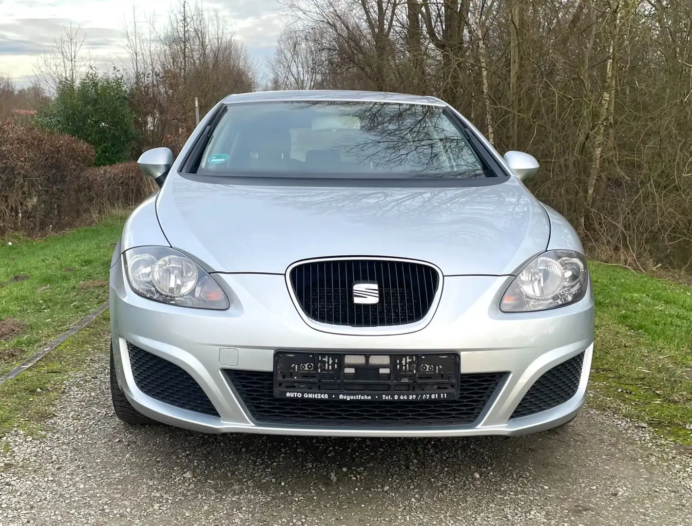 SEAT Leon 1.4l TSI Reference Tüv=Neu! 2.Hand 202T-Km Silber - 2